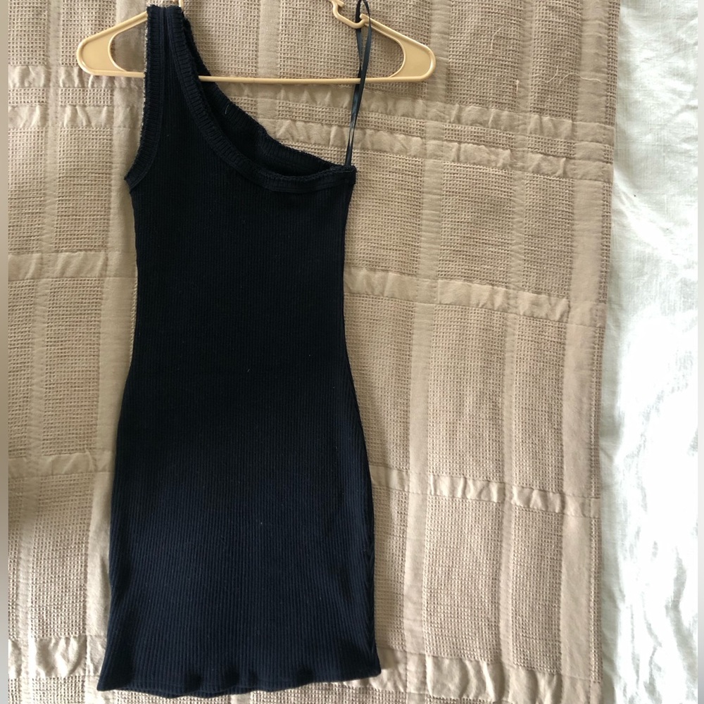 Urban Outfitters Black One Shoulder Ribbed Dress Sz. Small